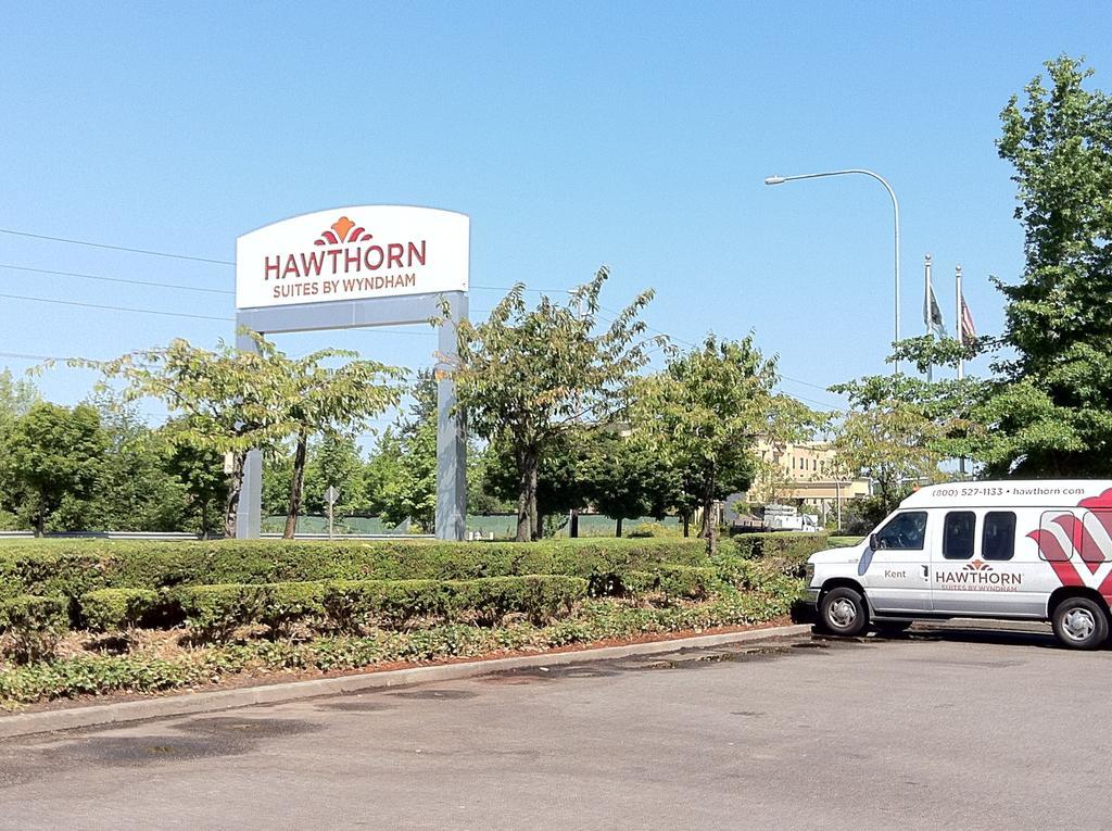 Hawthorn Suites By Wyndham Kent, Wa Extérieur photo