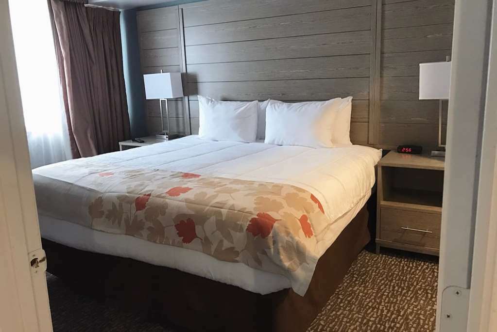 Hawthorn Suites By Wyndham Kent, Wa Chambre photo